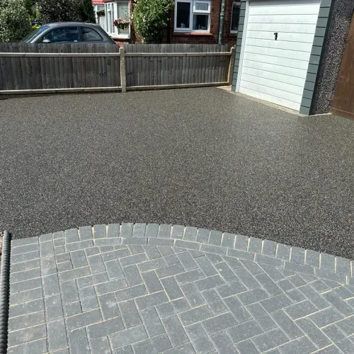 Dark Resin Bound Driveway 7