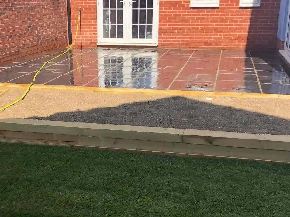 artificial-grass-patio7